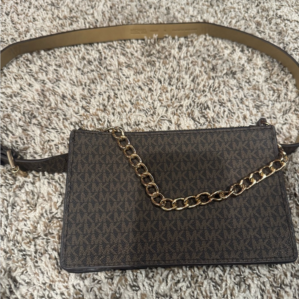 Michael Kors Monogram Beltbag *authentic